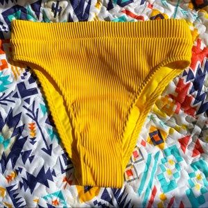 🌻 ribbed bikini bottom: never worn